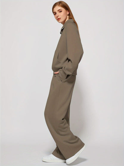 Women 2pcs Outfits Sweatsuit Oversized Sweatshirt Sweatpants Tracksuit Sweat Lounge Matching Set