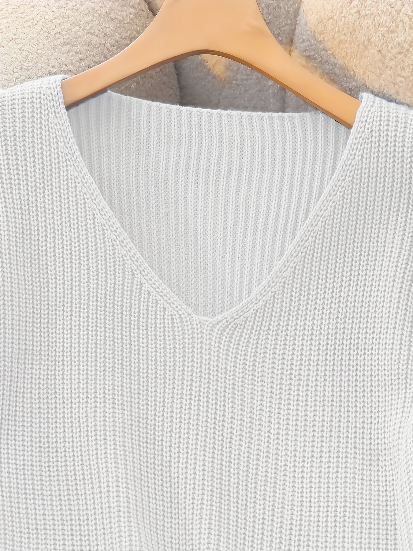 Women's Light Blue V-Neck Ribbed Sweater - Elegant Long Sleeve Pullover with Faux Button Detail, Machine Washable Fall Winter Top for Casual & Formal Wear, Cute Sweaters, Seasonal Wardrobe, Classic Knitwear, Quality Stitching