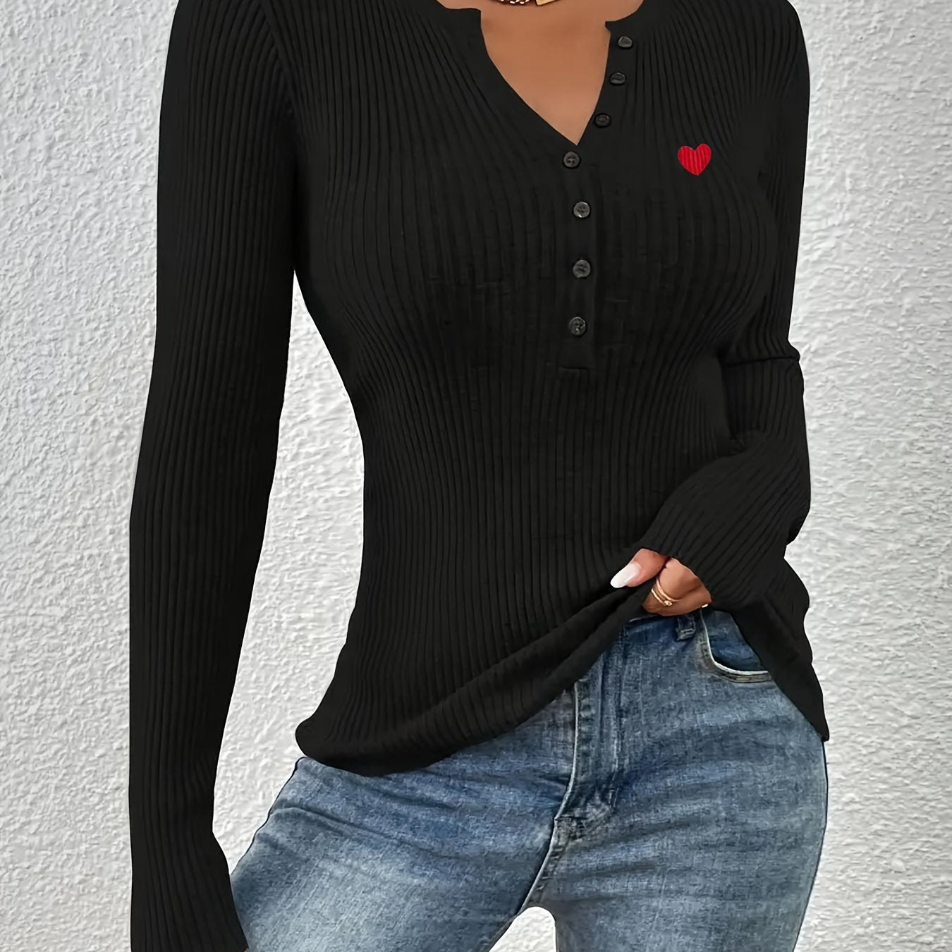 Women'S Elegant Sweater - Long Sleeve V-Neck Pullover Sweater, Soft Sweater for Fall/Winter, Office, Party, Everyday Outfits - Women'S Clothing, Ladies Sweaters, Casual Wear, Buttoned Front Design, Durable Knitwear, Fall Fash