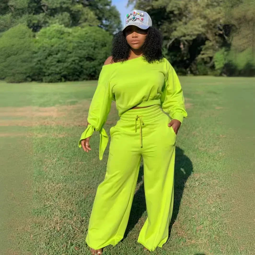 New Fashion Design Casual Ladies Europe Sexy Casual Fashion Large Size Solid Color Round Neck 2-piece Set Tracksuits