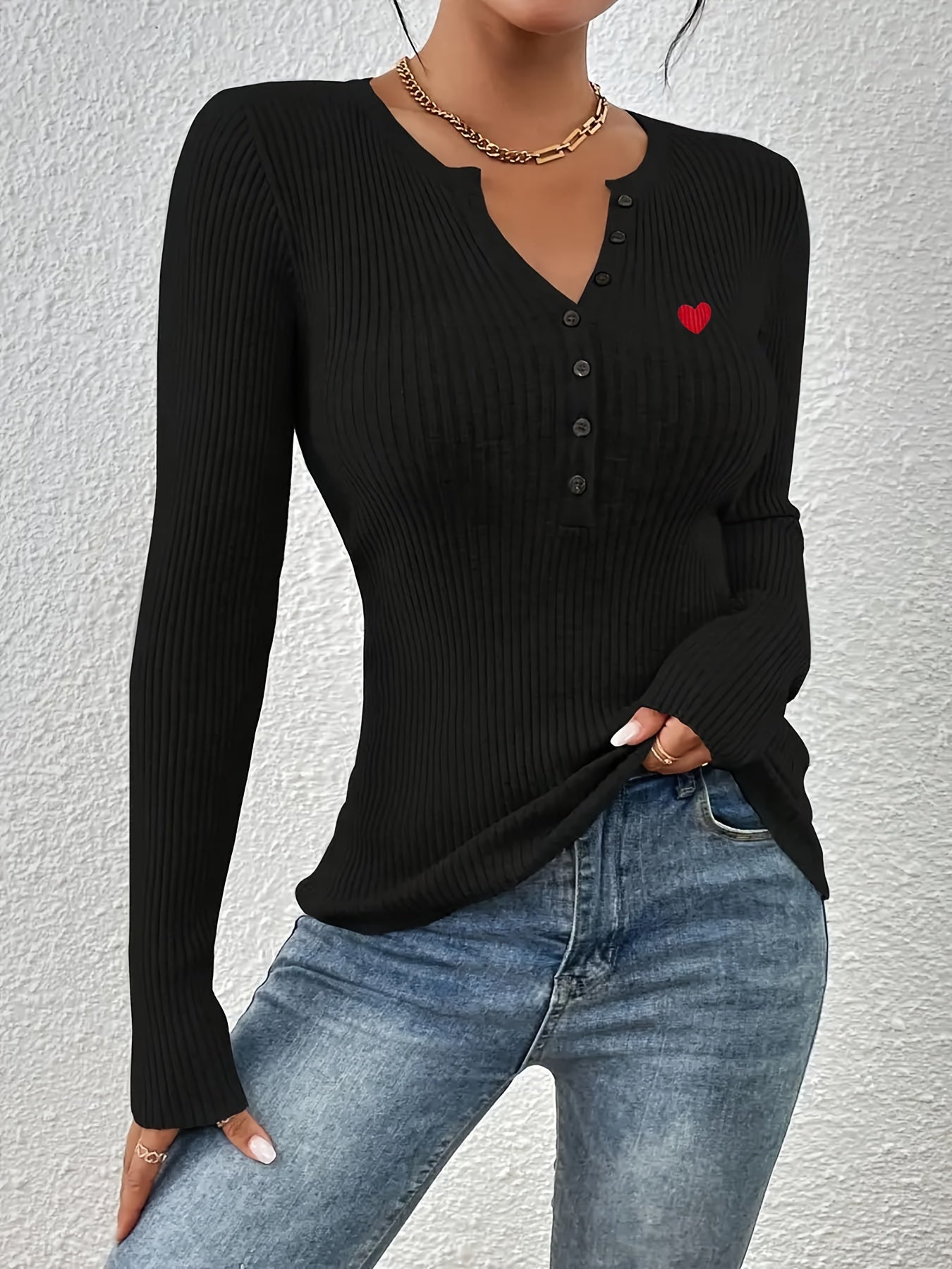 Women'S Elegant Sweater - Long Sleeve V-Neck Pullover Sweater, Soft Sweater for Fall/Winter, Office, Party, Everyday Outfits - Women'S Clothing, Ladies Sweaters, Casual Wear, Buttoned Front Design, Durable Knitwear, Fall Fash