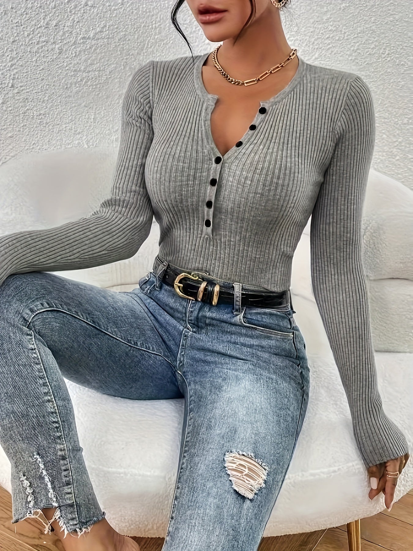 Women'S Elegant Sweater - Long Sleeve V-Neck Pullover Sweater, Soft Sweater for Fall/Winter, Office, Party, Everyday Outfits - Women'S Clothing, Ladies Sweaters, Casual Wear, Buttoned Front Design, Durable Knitwear, Fall Fash